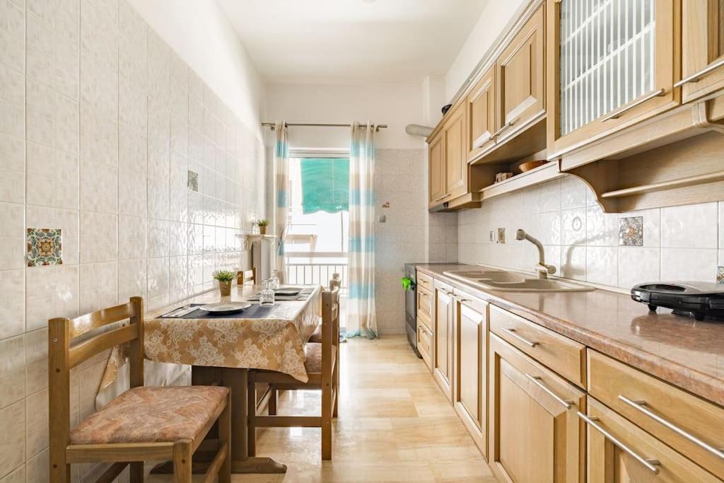 Urban Grey Apartment Athens Ngoại thất bức ảnh
