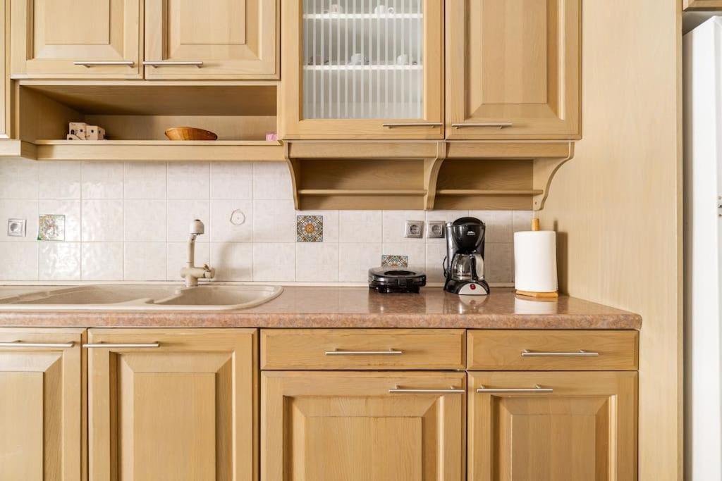 Urban Grey Apartment Athens Ngoại thất bức ảnh