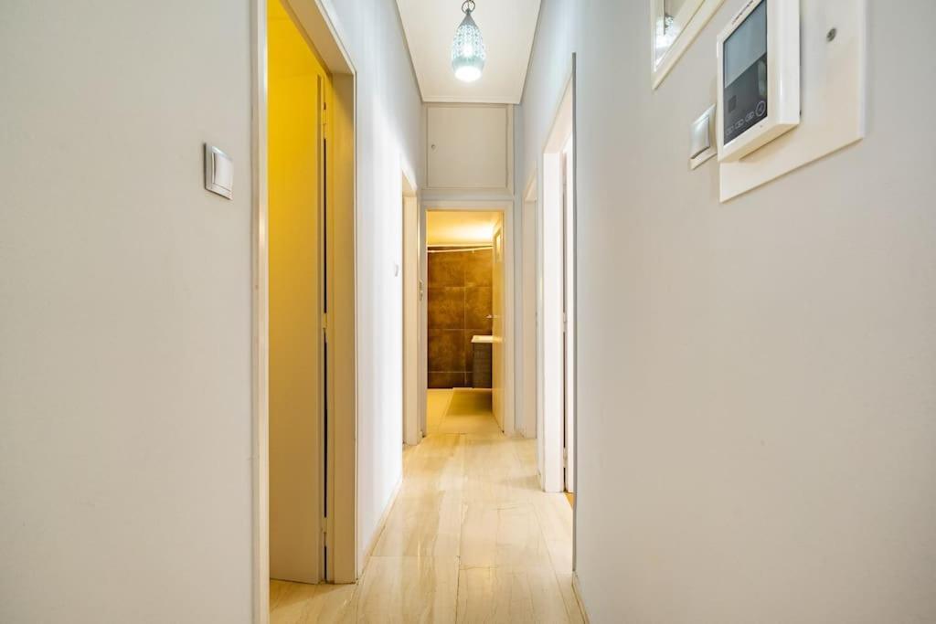 Urban Grey Apartment Athens Ngoại thất bức ảnh
