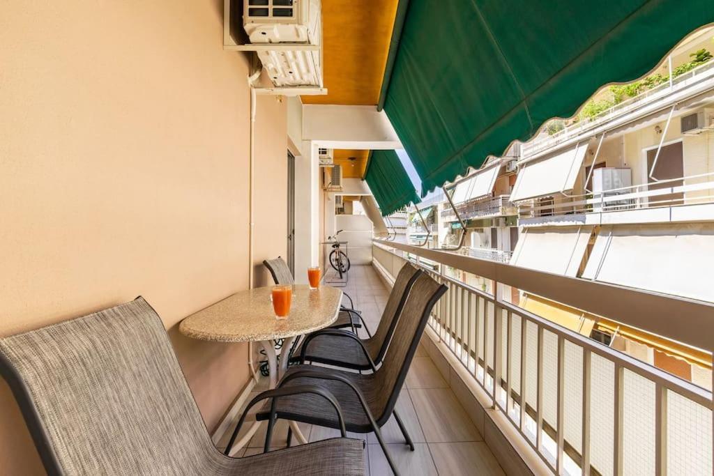 Urban Grey Apartment Athens Ngoại thất bức ảnh